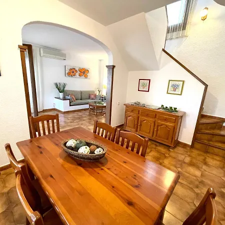 Arenda Pino Alto Playa2 Holiday home Hospitalet De L'Infant